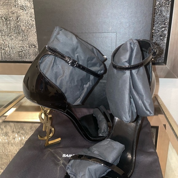 Opyum YSL Logo-Heel Sandals with Golden Hardware - Picture 4 of 9